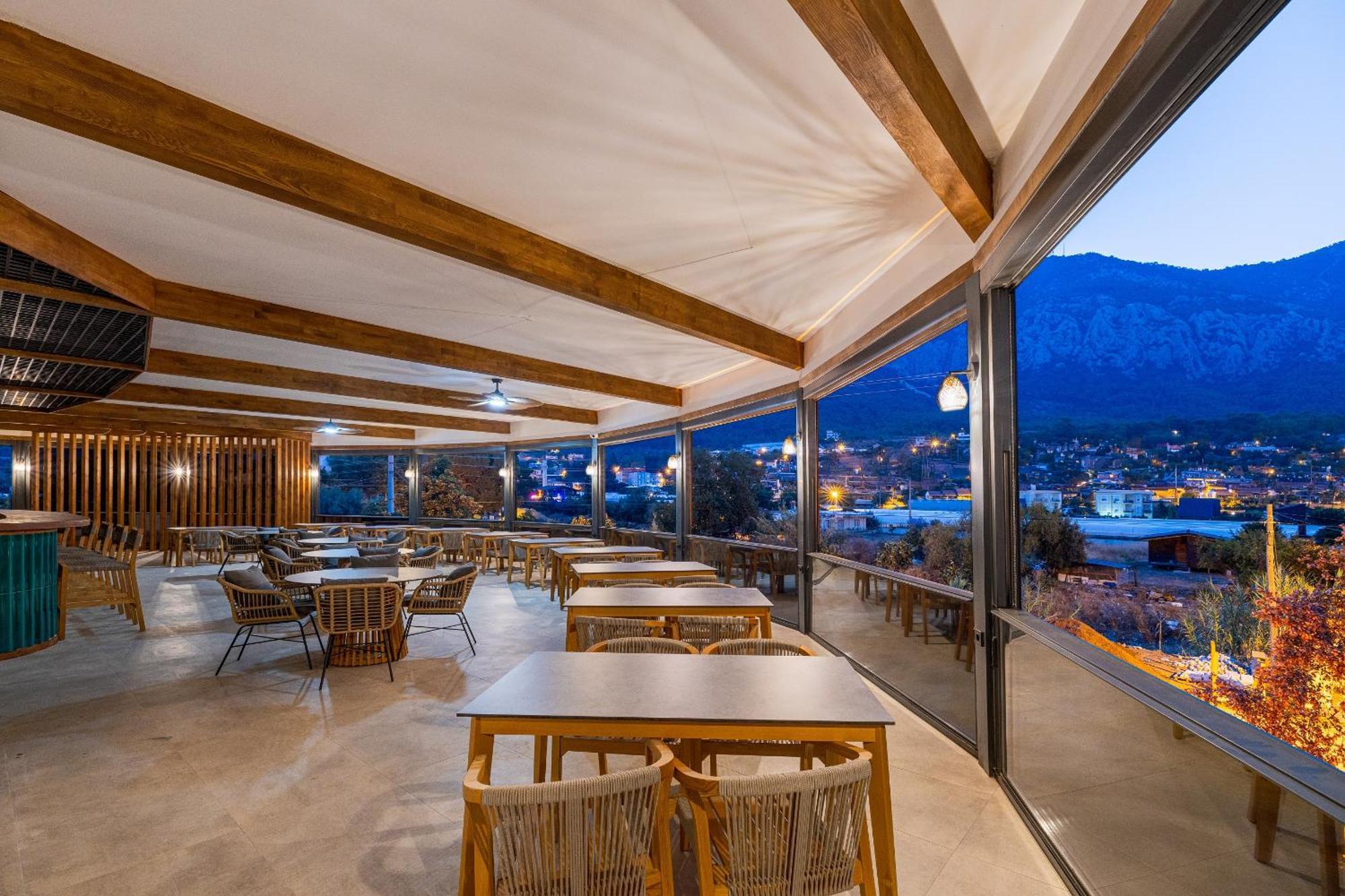 Rota Kilidonia Karaoez Suites&Villas Exterior foto