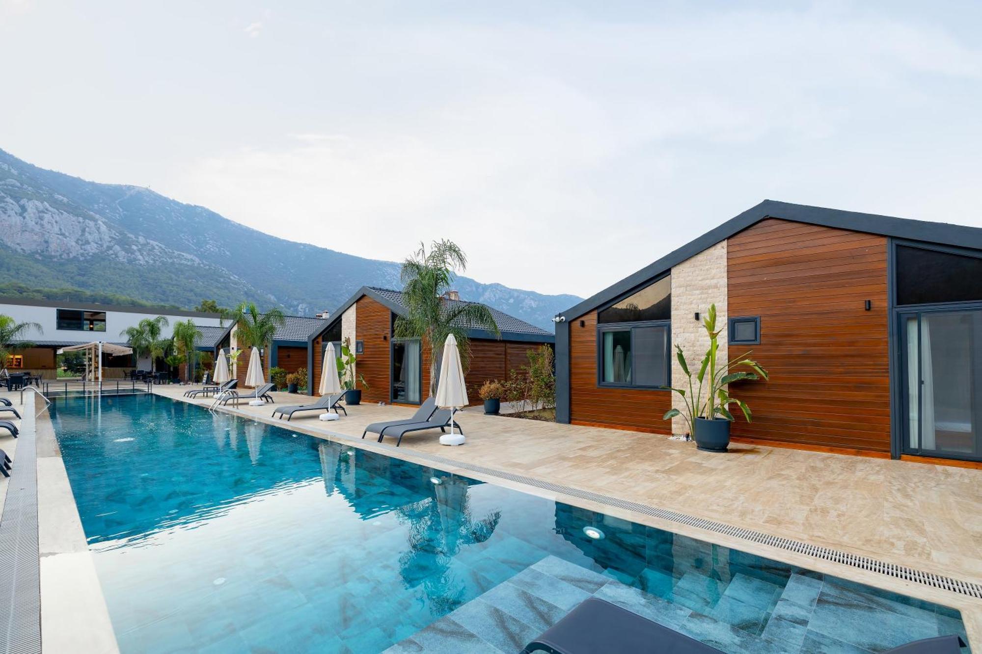 Rota Kilidonia Karaoez Suites&Villas Exterior foto